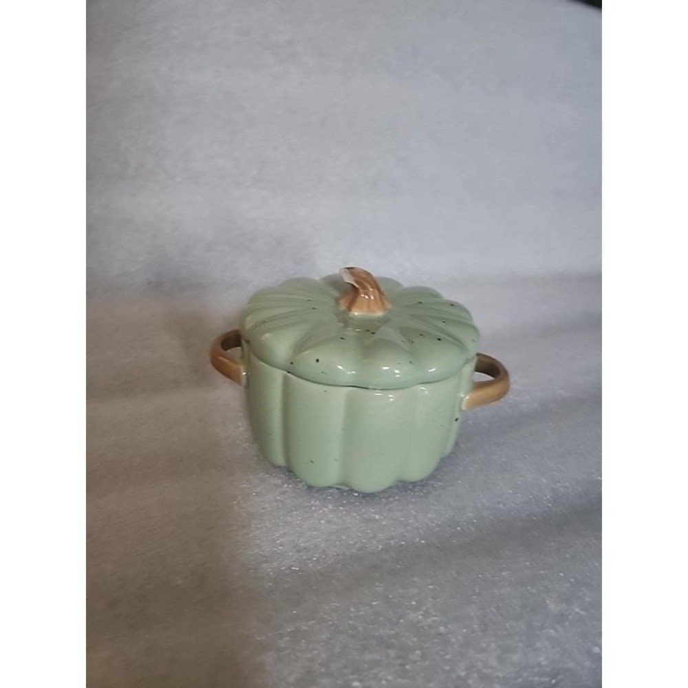 10 Strawberry Street Green Ceramic Lidded Ramekin